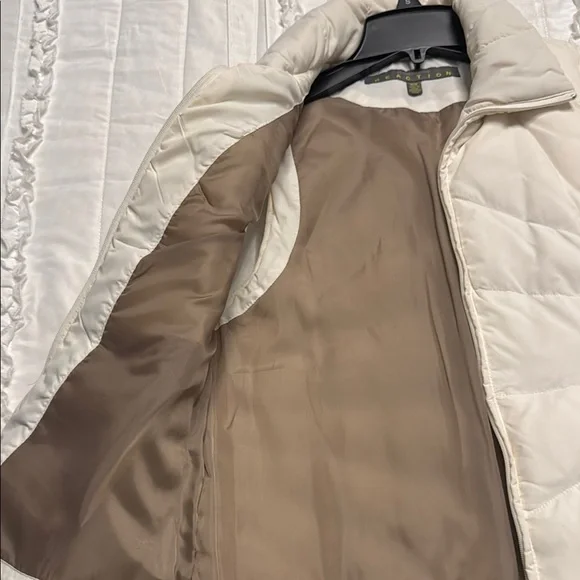 Kenneth Cole Reaction Off-White Quilted Vest - Picture 3 of 4